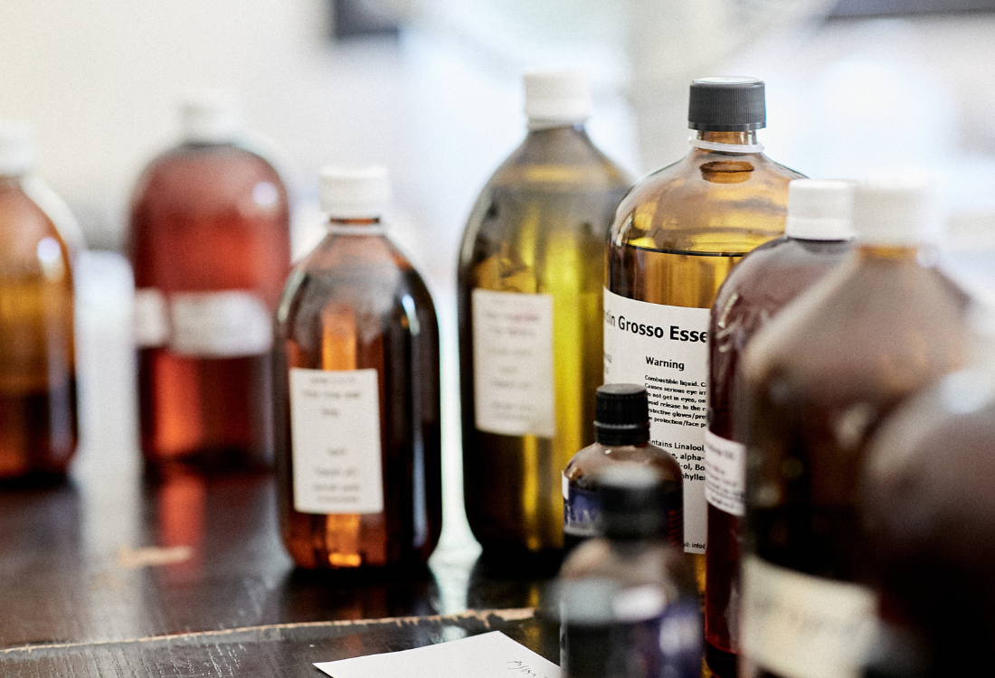 שמנים אתרים לנרות ריחניים