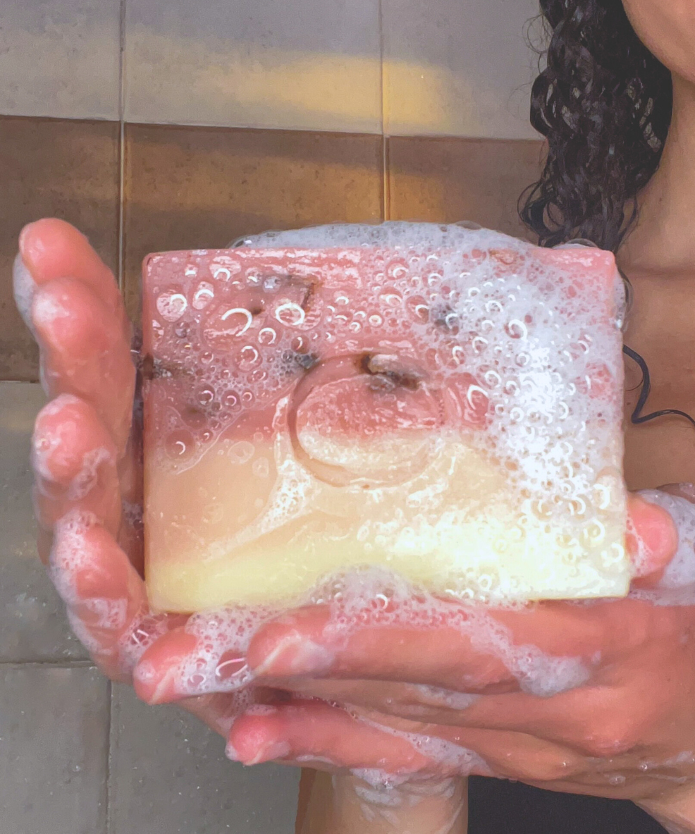 סבון גוף בעבודת יד