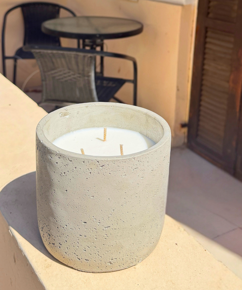 נר ריחני ילנג ילנג פטשולי // Spa Retreat